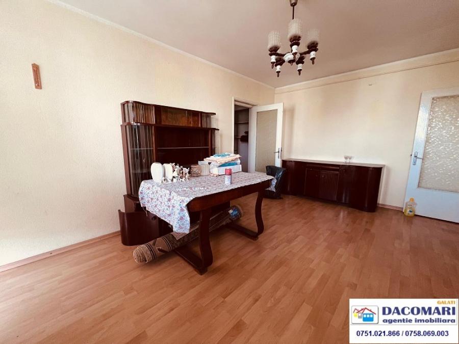 Apartament De locuit De vanzare