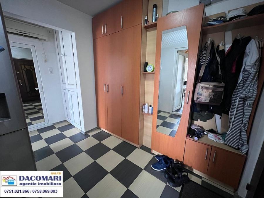 Apartament De locuit De vanzare