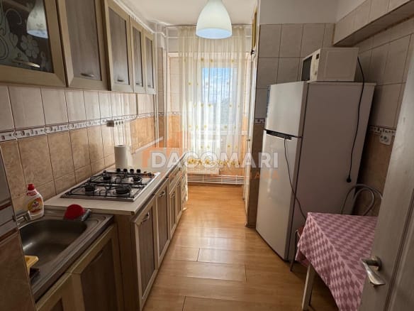De închiriat apartament 2 camere, decomandat, Mazepa 2