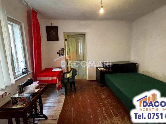 AI VIZIUNEA, NOI AVEM LOCAȚIA! Casă cu potențial în zona Basarabiei – Baia Comunală